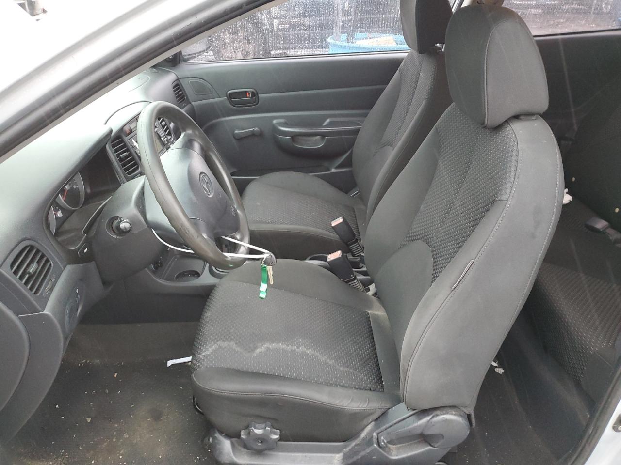 KMHCM36C49U118770 2009 Hyundai Accent Gs