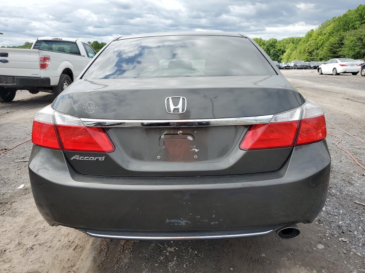 1HGCR2F33EA092305 2014 Honda Accord Lx