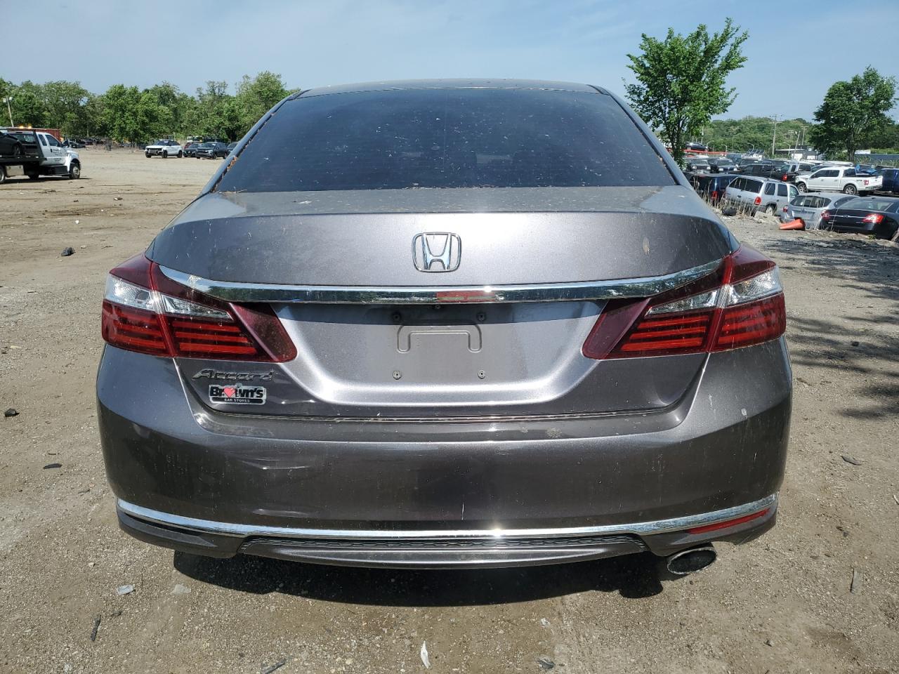 1HGCR2F31HA290501 2017 Honda Accord Lx