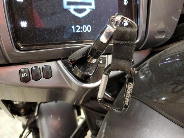 2019 HARLEY-DAVIDSON FLHTKSE 1HD1TEH14KB952706