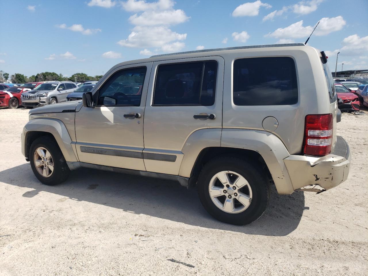 1J4PP2GK8BW507624 2011 Jeep Liberty Sport