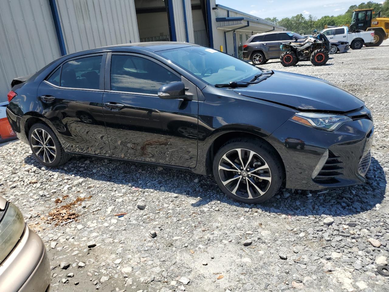 2018 Toyota Corolla L vin: 5YFBURHEXJP837251