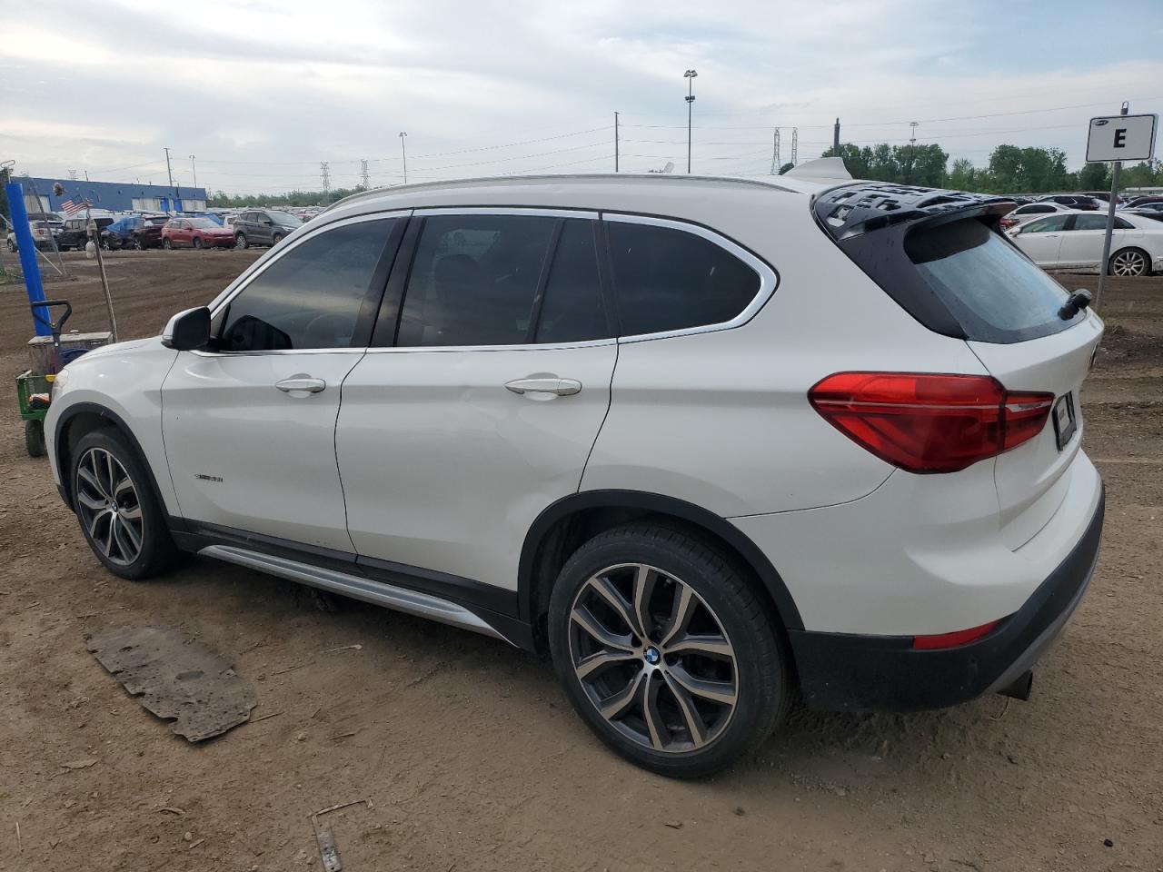 WBXHU7C38H5H37599 2017 BMW X1 Sdrive28I