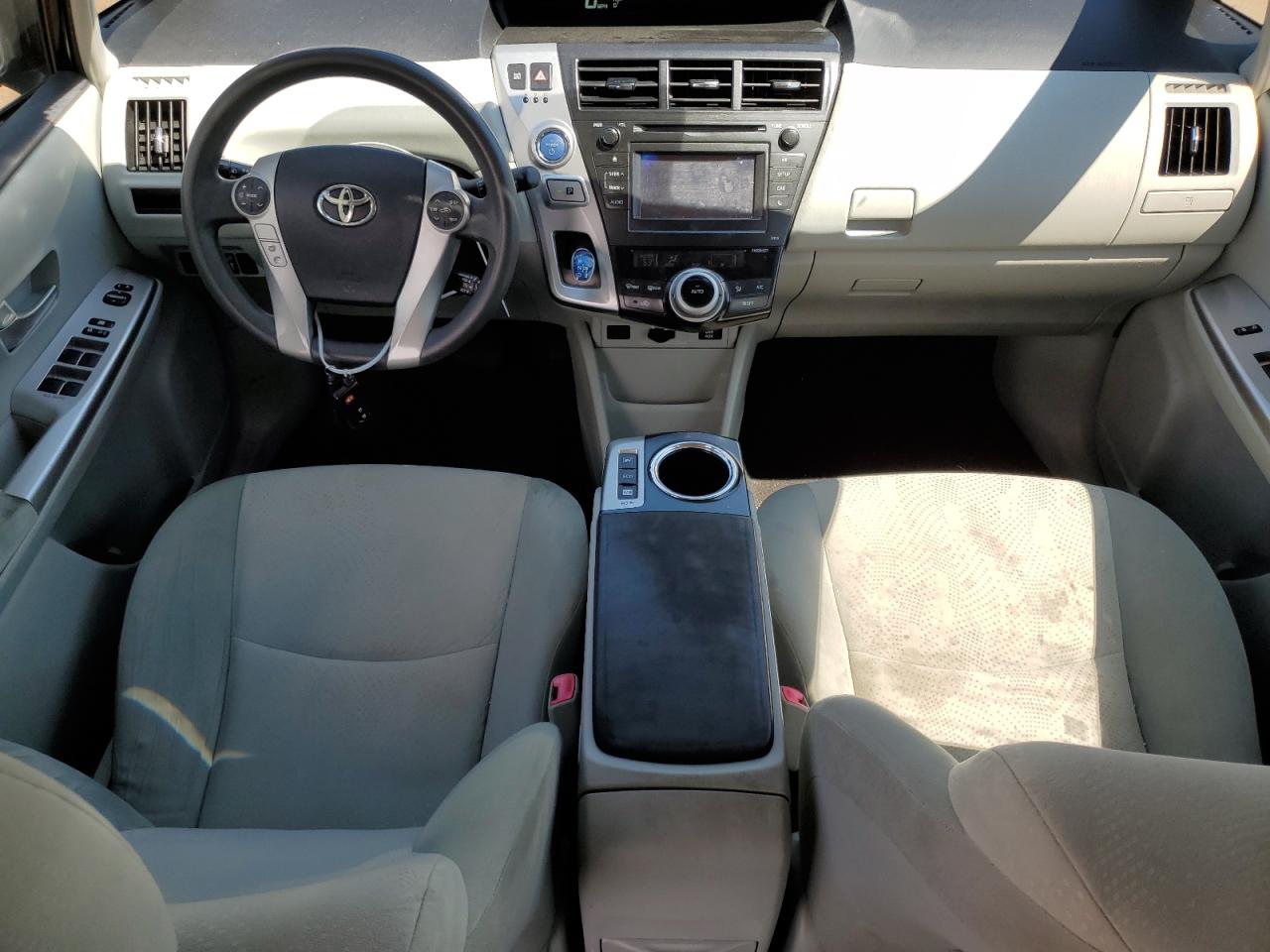 JTDZN3EU6C3162109 2012 Toyota Prius V