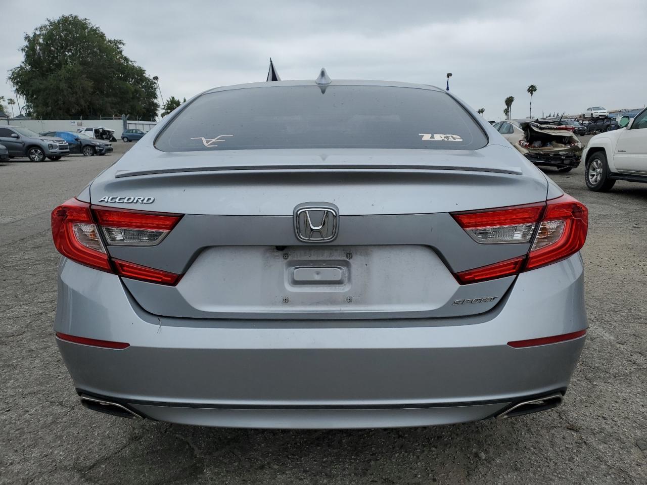 2018 Honda Accord Sport vin: 1HGCV1F31JA234635