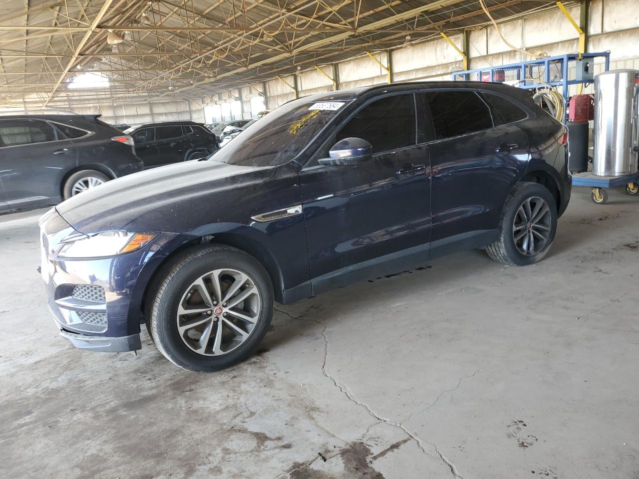 SADCJ2BN8HA091981 2017 Jaguar F-Pace Premium