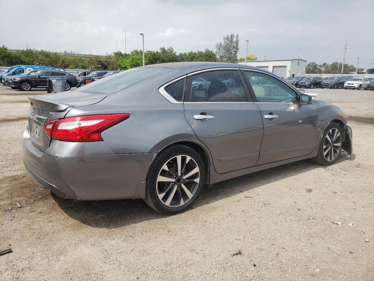 1N4AL3AP2GC259404 2016 Nissan Altima 2.5