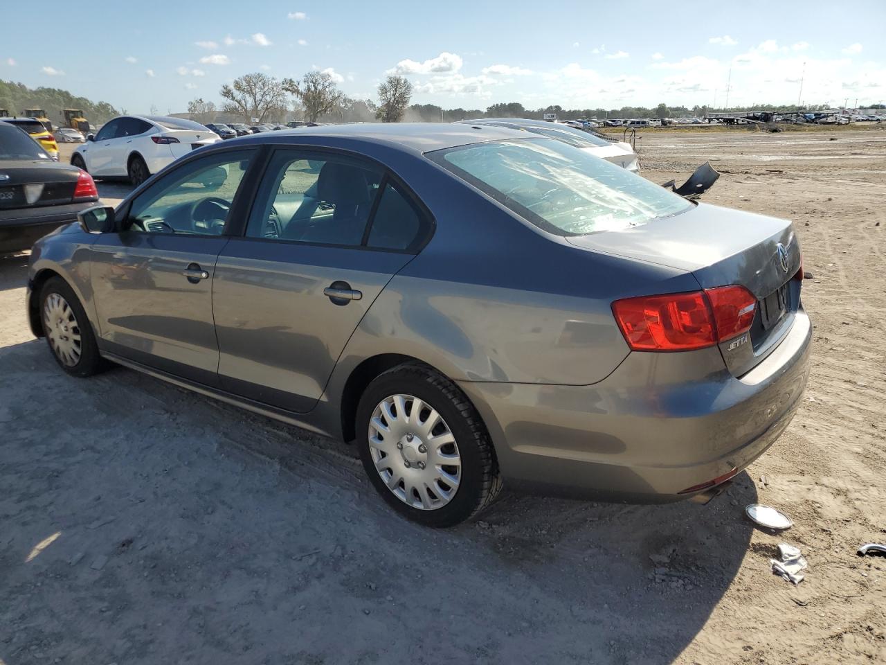 3VWDZ7AJ5BM377833 2011 Volkswagen Jetta Se