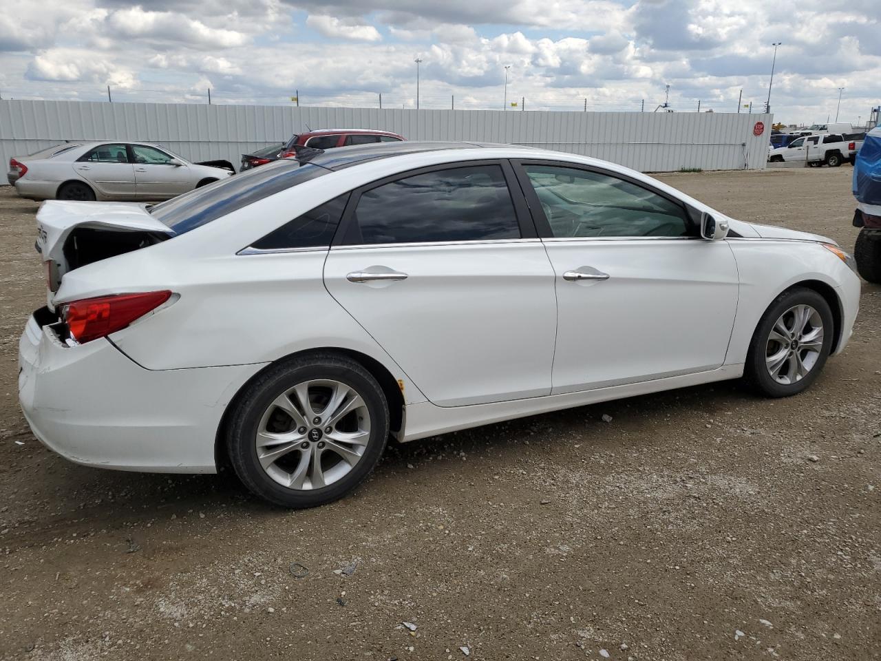 5NPEC4AC8CH374781 2012 Hyundai Sonata Se