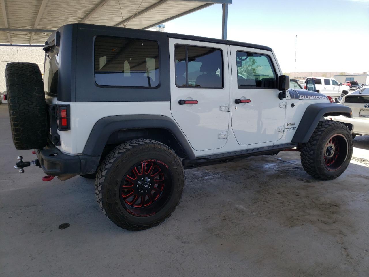 1C4BJWFG5JL805117 2018 Jeep Wrangler Unlimited Rubicon