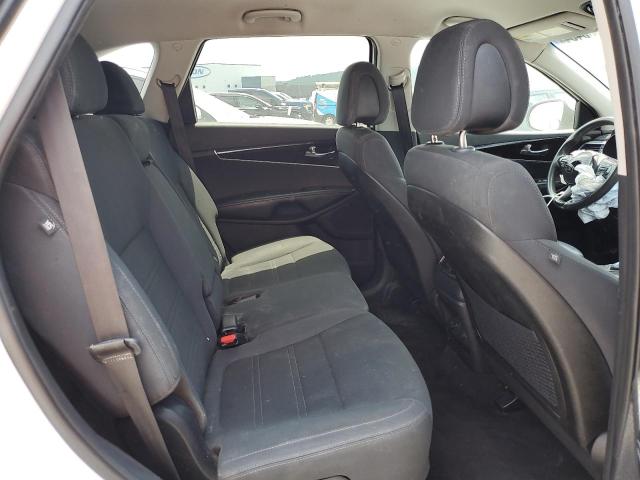 2016 KIA SORENTO LX - 5XYPG4A31GG168311