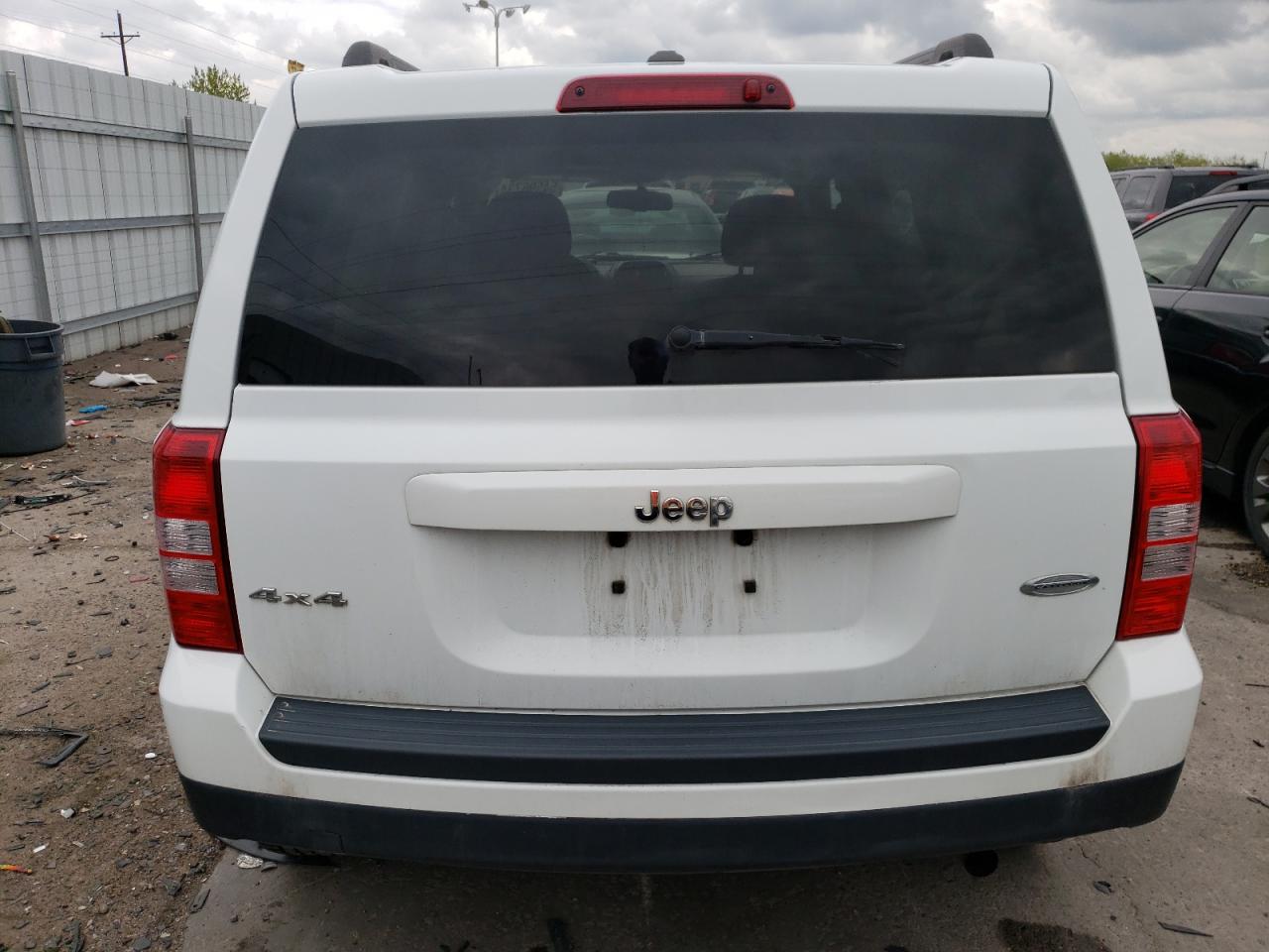 1C4NJRFB9HD175254 2017 Jeep Patriot Latitude