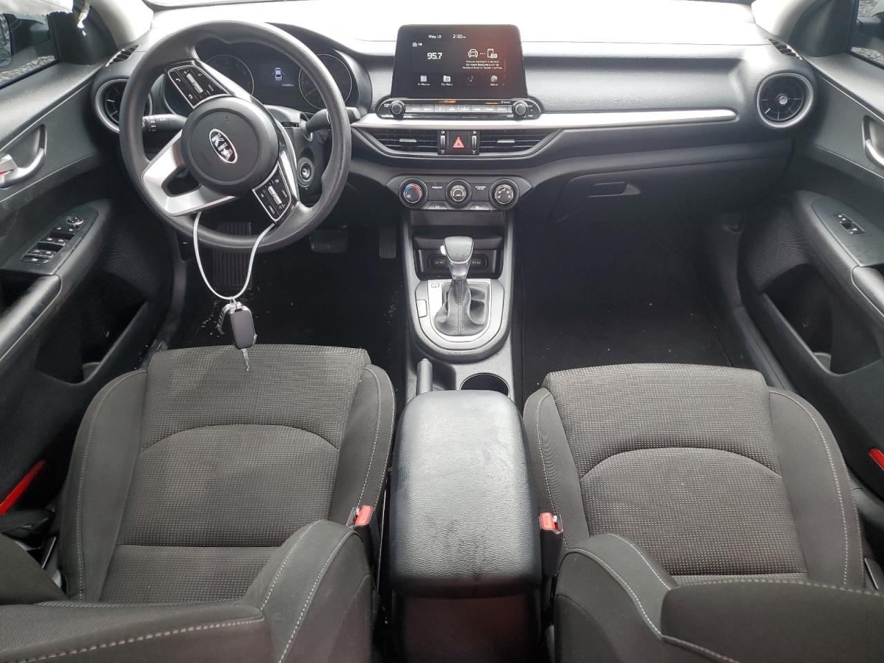 3KPF24AD4ME290172 2021 Kia Forte Fe