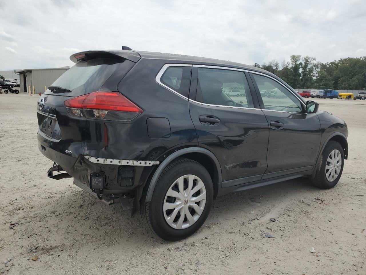 KNMAT2MV5HP612954 2017 Nissan Rogue S