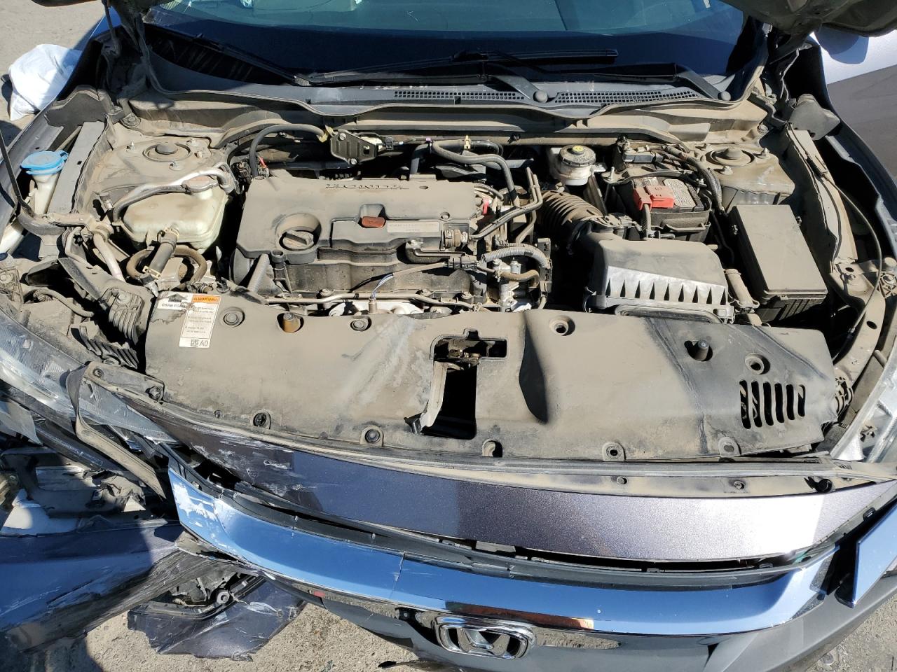 2HGFC2F51JH520545 2018 Honda Civic Lx