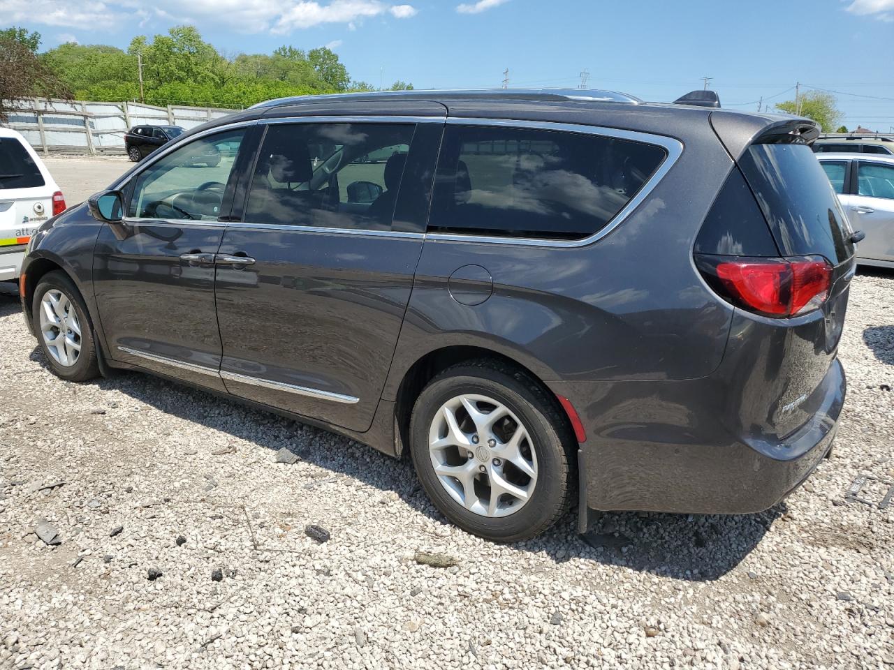 2C4RC1EG9JR126164 2018 Chrysler Pacifica Touring L Plus