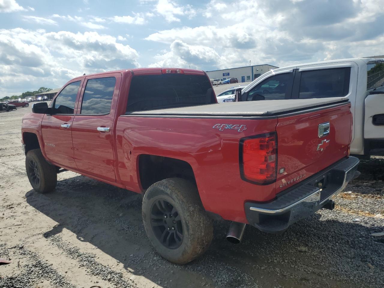 2015 Chevrolet Silverado K1500 Lt vin: 3GCUKREC2FG131650