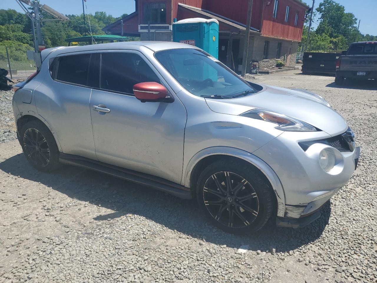 2015 Nissan Juke S vin: JN8AF5MV0FT561655