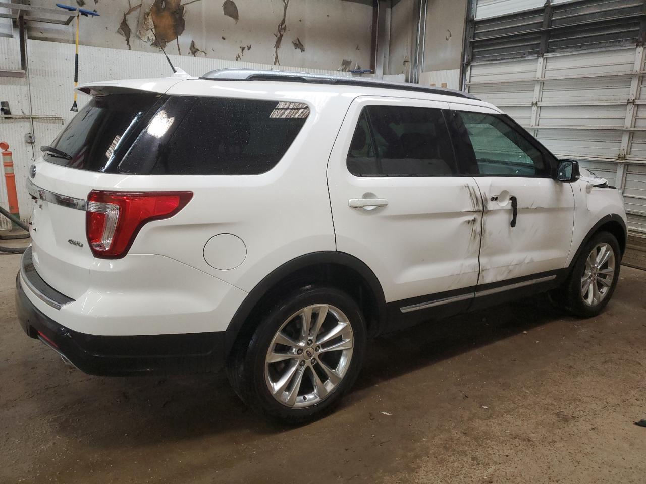 1FM5K8D83JGC55065 2018 Ford Explorer Xlt