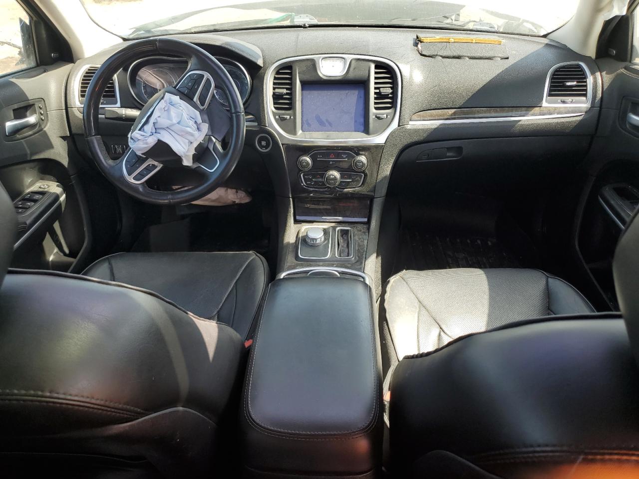 2C3CCAEG5KH562978 2019 Chrysler 300 Limited