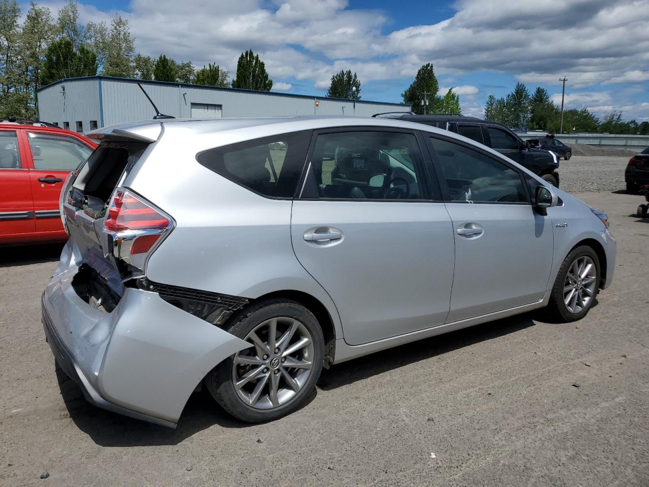 JTDZN3EU7GJ054647 2016 Toyota Prius V