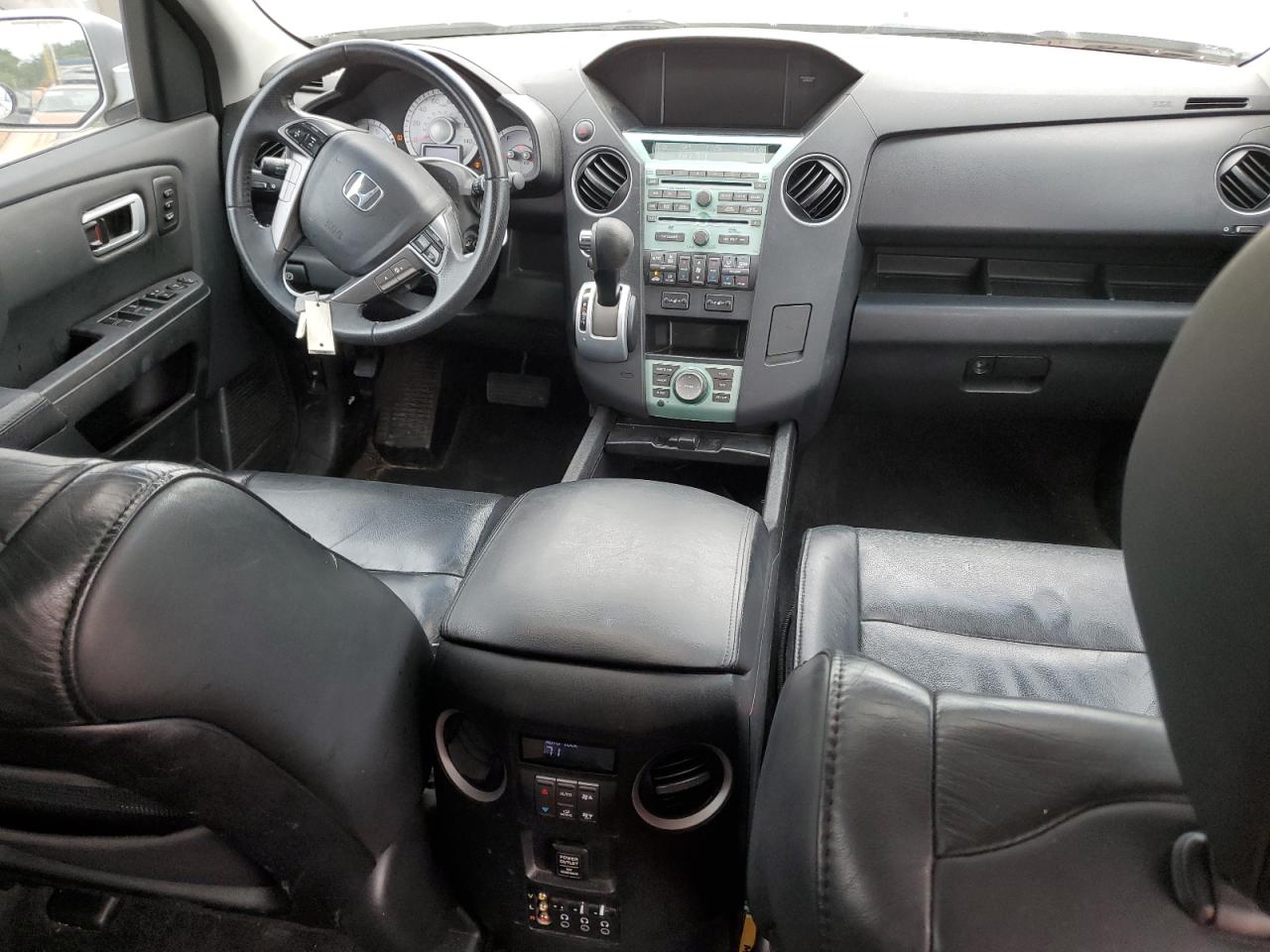 5FNYF4H90BB053264 2011 Honda Pilot Touring