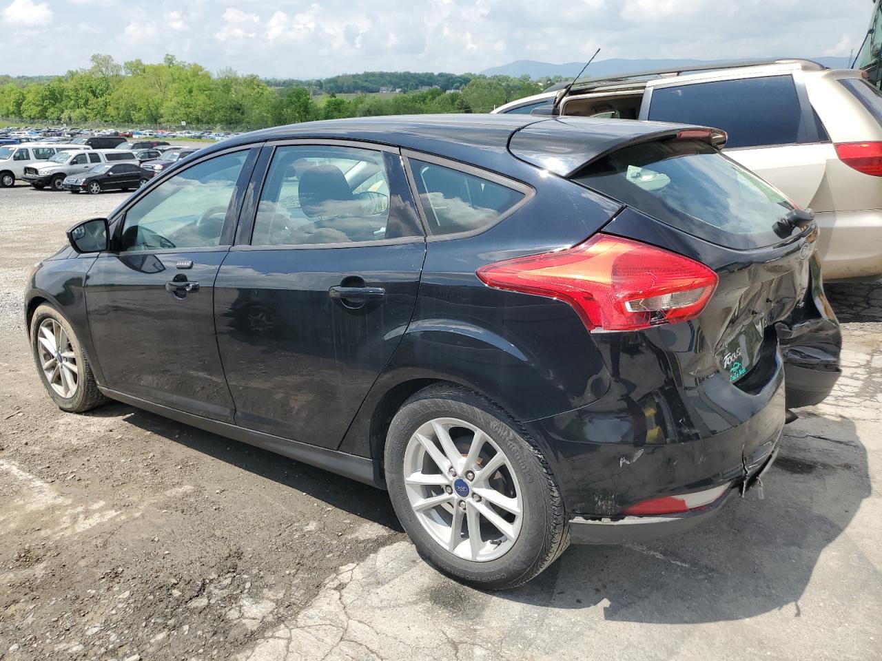 1FADP3K20GL396796 2016 Ford Focus Se