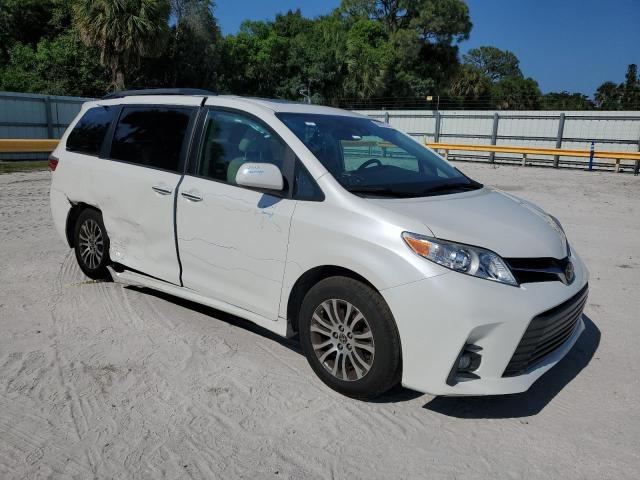 5TDYZ3DC1LS059641 Toyota All Models SIENNA XLE 4