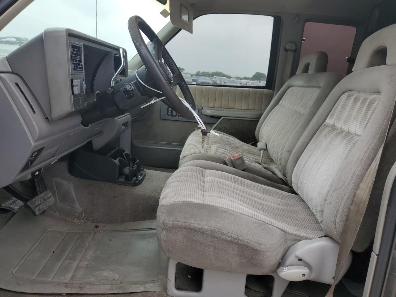 2GTEC19K8P1542663 1993 GMC Sierra C1500