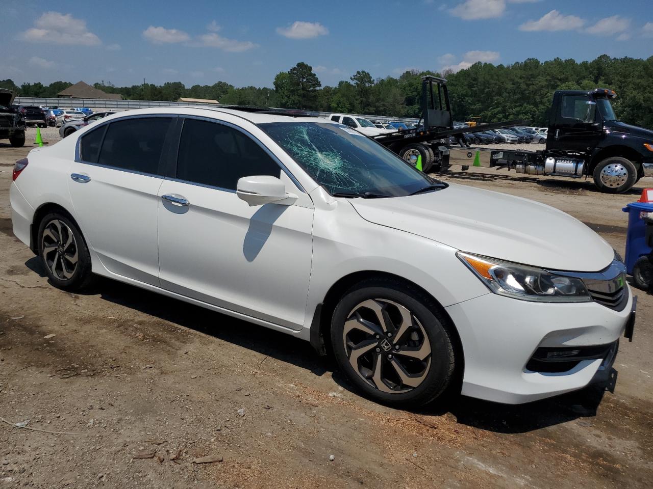 1HGCR2F81HA219231 2017 Honda Accord Exl