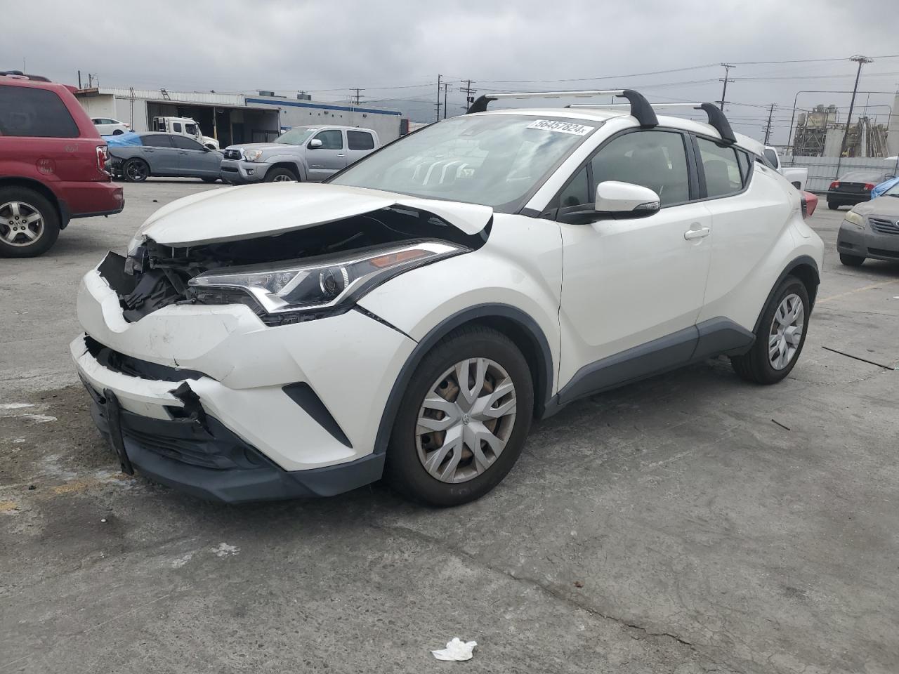 JTNKHMBXXK1045569 2019 Toyota C-Hr Xle