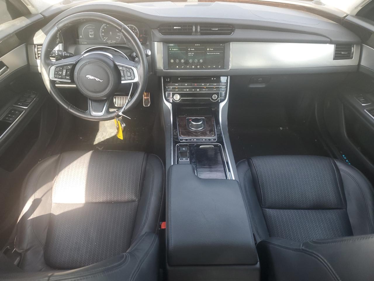 SAJBE4GX7LCY83474 2020 Jaguar Xf Prestige
