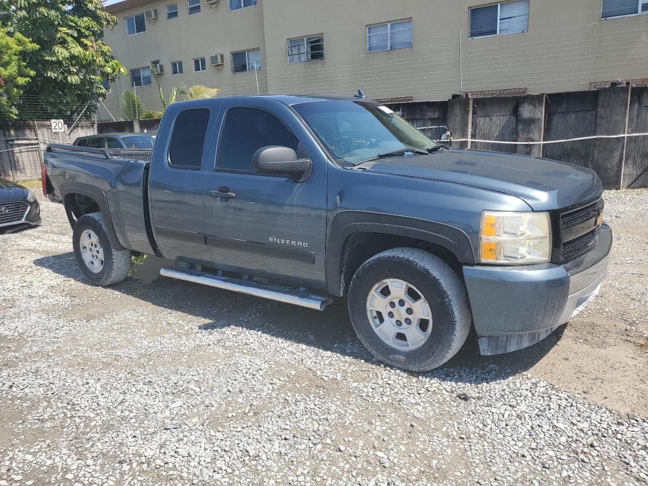 2013 Chevrolet Silverado C1500 Lt vin: 1GCRCSE01DZ132494