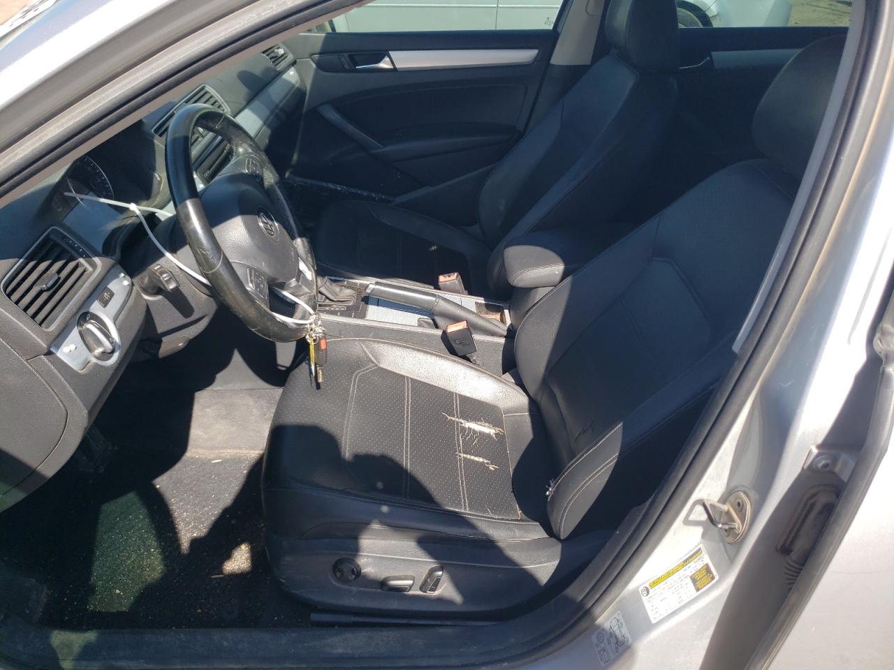 1VWBP7A36CC019125 2012 Volkswagen Passat Se