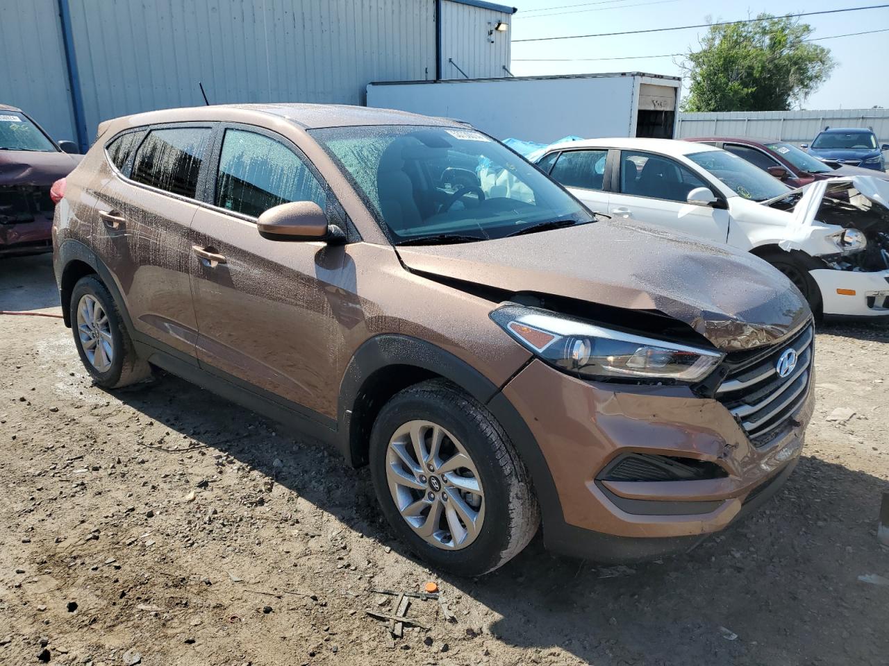 KM8J23A4XHU527965 2017 Hyundai Tucson Se