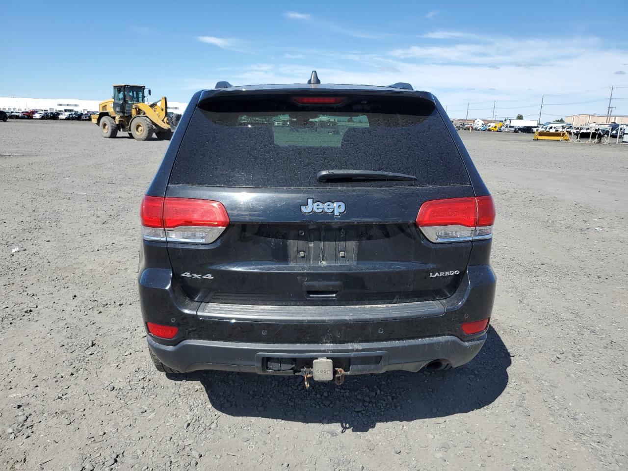 1C4RJFAG3HC651443 2017 Jeep Grand Cherokee Laredo