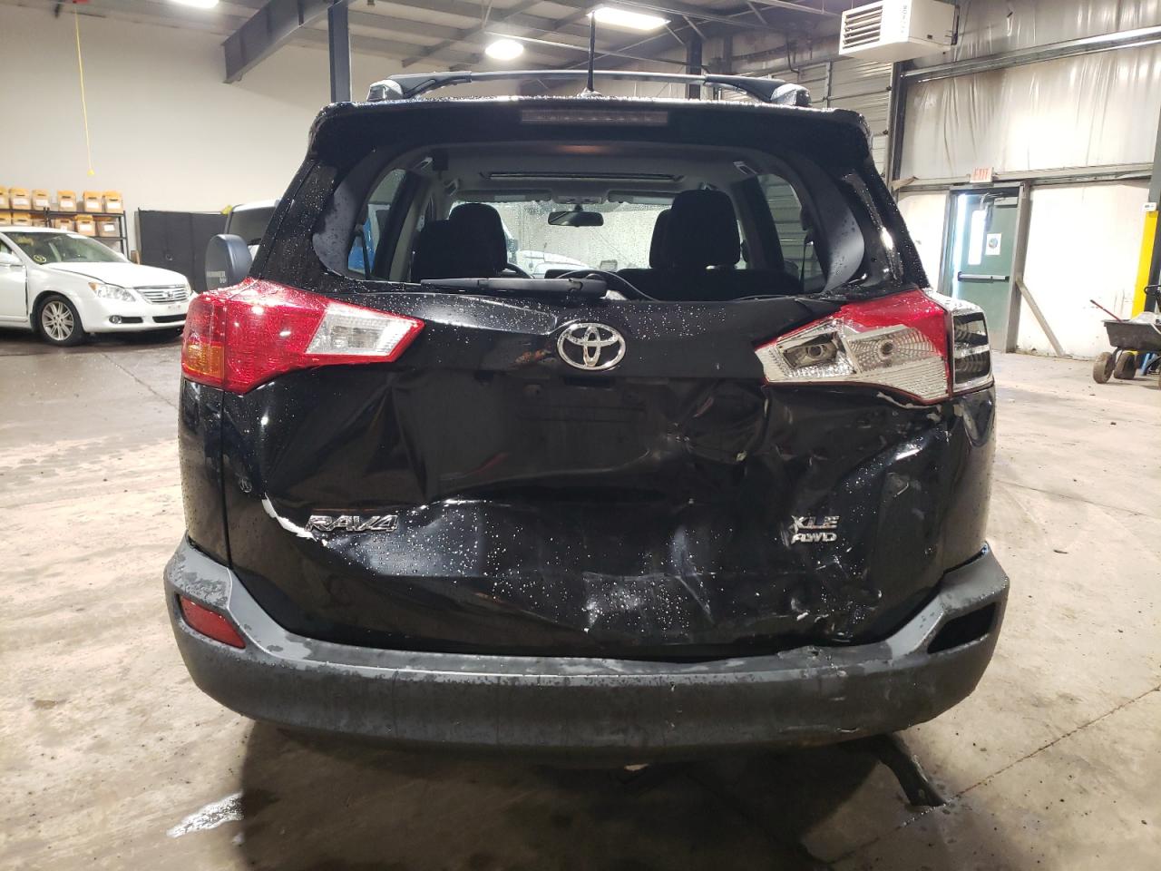 2T3RFREV8DW037121 2013 Toyota Rav4 Xle