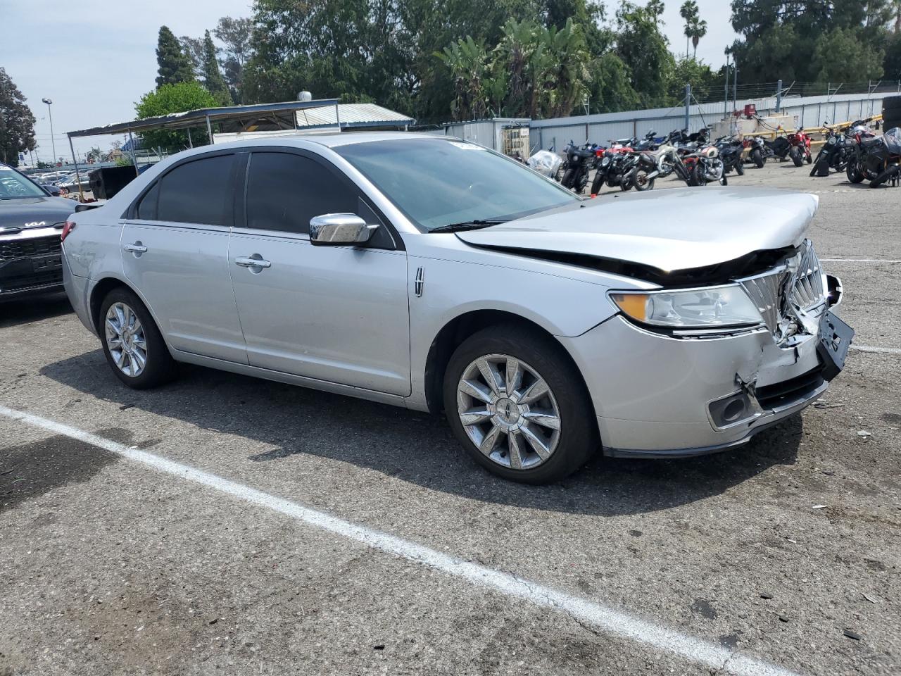 3LNHL2GC2BR756658 2011 Lincoln Mkz