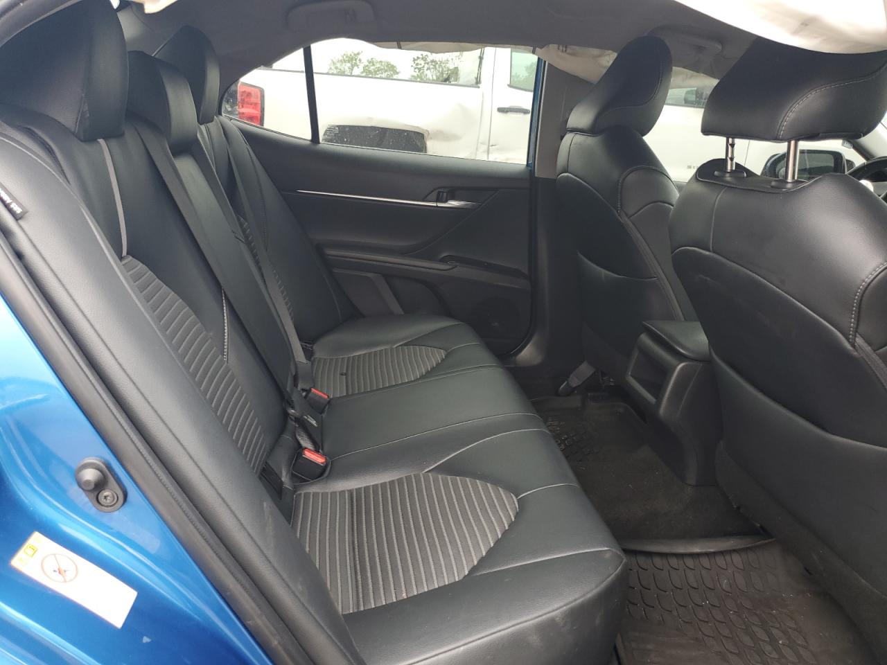 4T1B11HK5KU173926 2019 Toyota Camry L