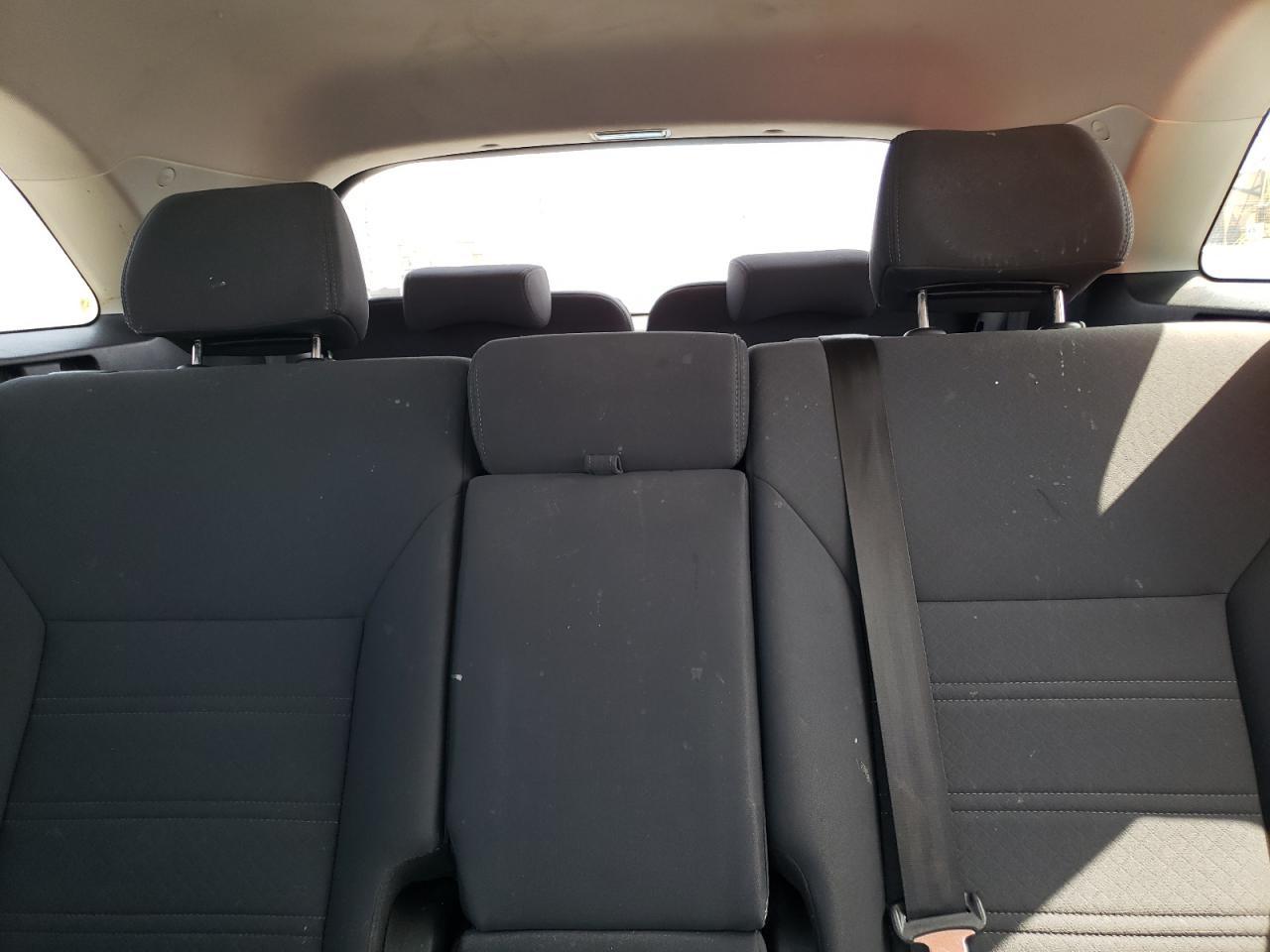 5XYPGDA54KG488698 2019 Kia Sorento Lx