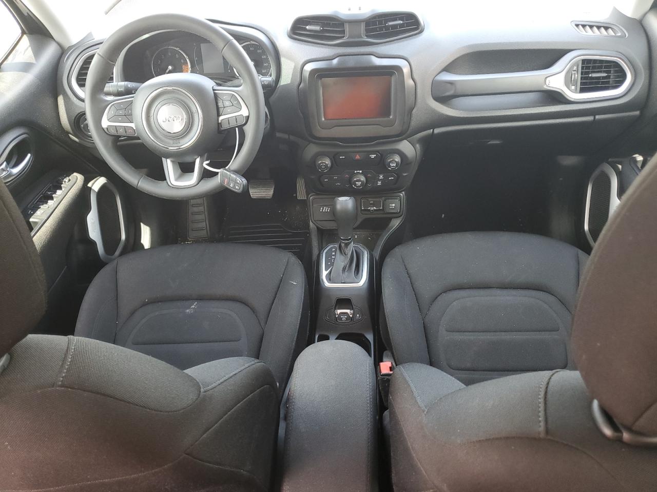ZACCJBBB8JPH74822 2018 Jeep Renegade Latitude
