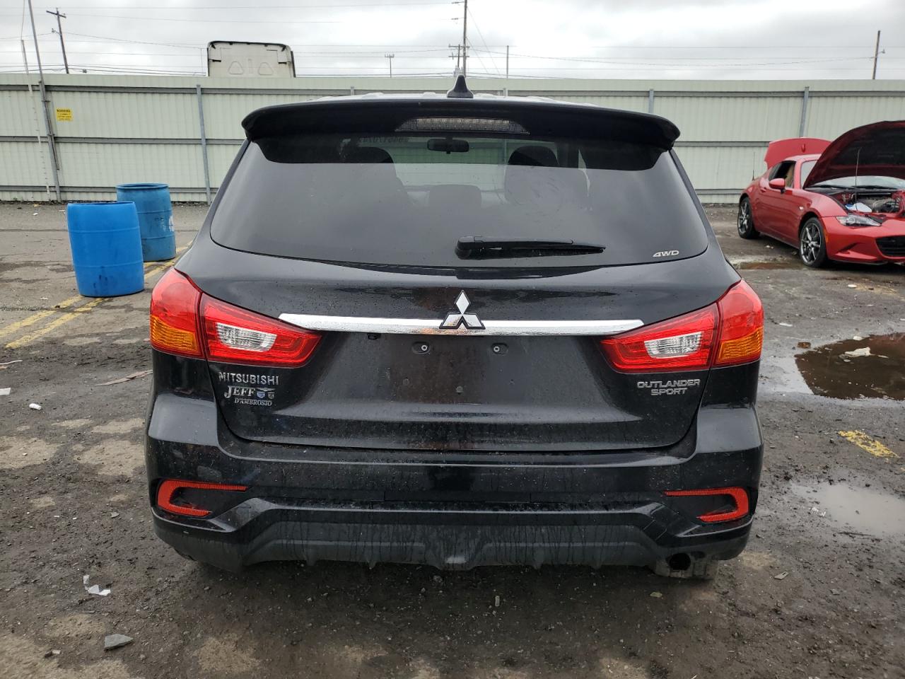 JA4AR3AU4JU024223 2018 Mitsubishi Outlander Sport Es