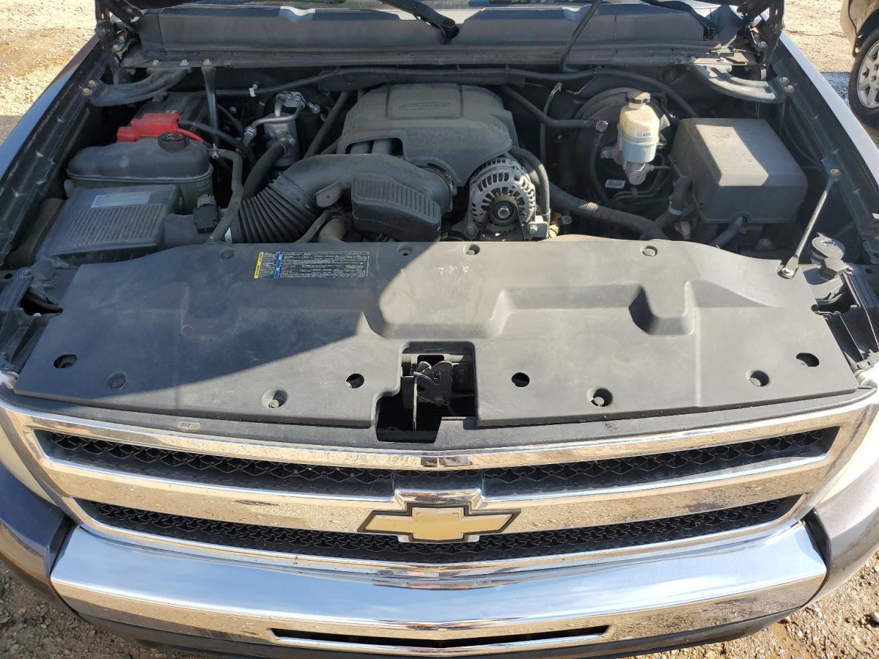 1GCSKSE30AZ119598 2010 Chevrolet Silverado K1500 Lt