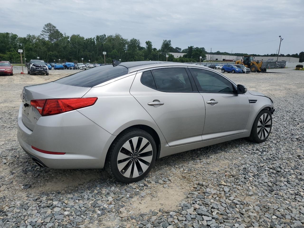 KNAGN4A77B5180258 2011 Kia Optima Ex