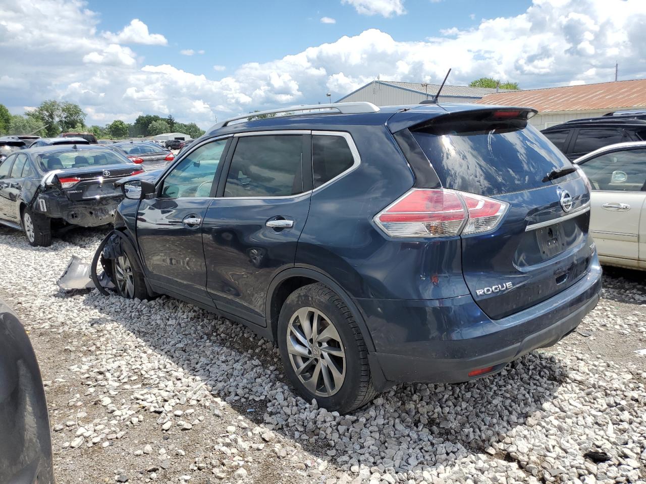 5N1AT2MV3FC915585 2015 Nissan Rogue S