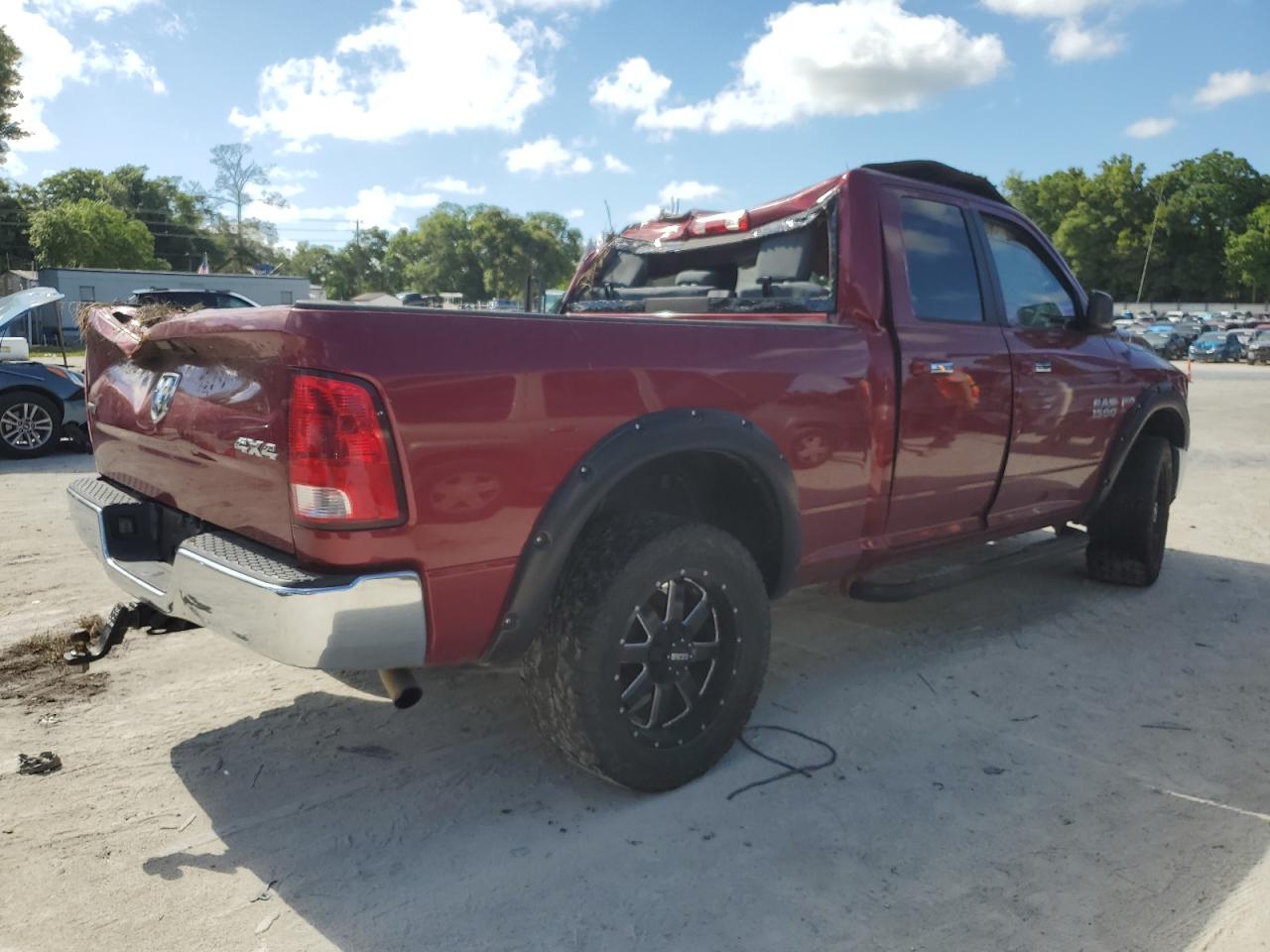 1C6RR7GT3ES149883 2014 Ram 1500 Slt