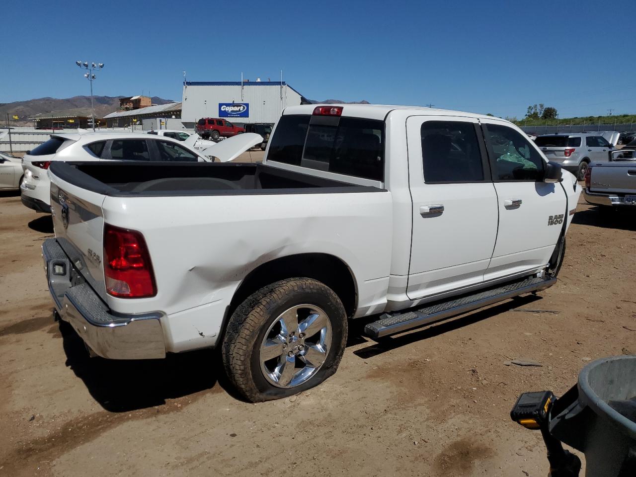 1C6RR7LT3FS697728 2015 Ram 1500 Slt