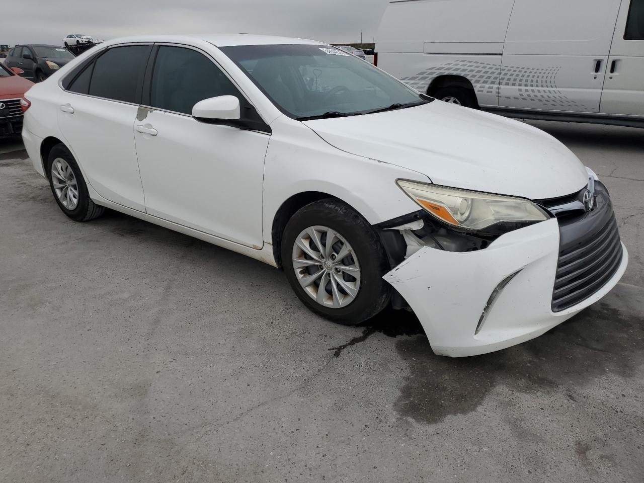 4T4BF1FK5GR549977 2016 Toyota Camry Le