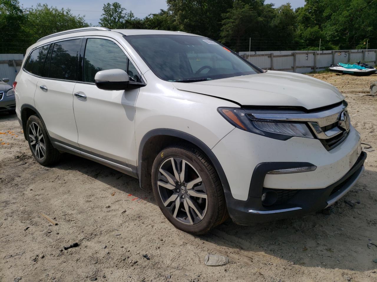 2019 Honda Pilot Touring vin: 5FNYF6H69KB081386