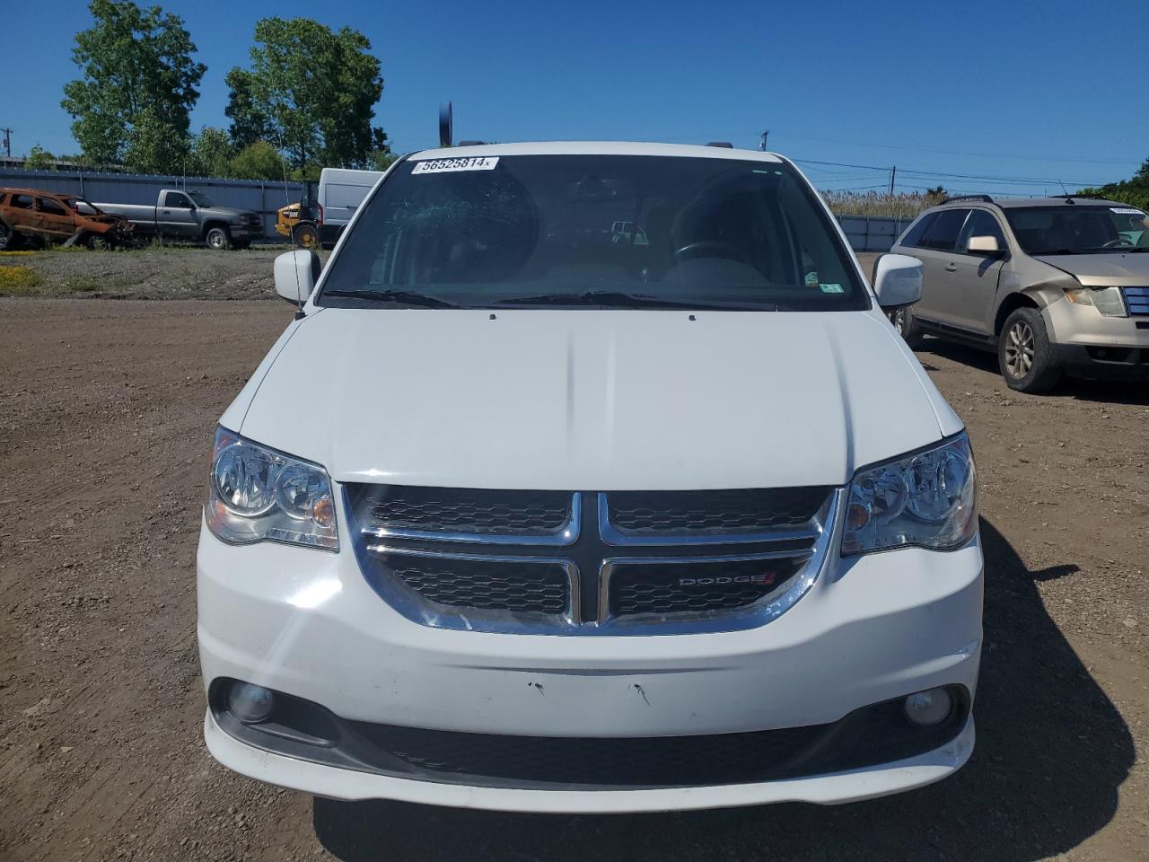 2C4RDGCG7HR813902 2017 Dodge Grand Caravan Sxt